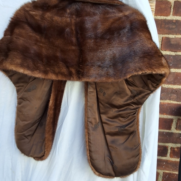 Vintage Mink stole/ shawl - Picture 10 of 16